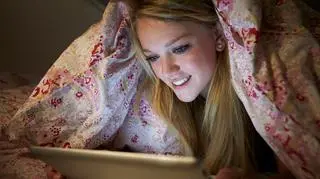 Badani potrzebowali 10 min więcej na zaśnięcie