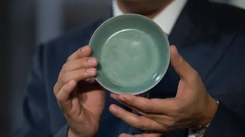 1000-letnia miseczka sprzedana za 37,7 mln dolarów