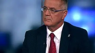 Prezes Narodowego Banku Polskiego zapewnił w czasie dzisiejszej konferencji, że w ciągu miesiąca NBP przygotuje propozycje, które pozwolą uruchomić potencjał banków spółdzielczych. 10-11 mld zł z nadpłynności finansowej, którą dysponują banki spółdzielcze, mogłoby podnieść PKB nawet 0,4 procent - uważa prezes Sławomir Skrzypek. O możliwościach uruchomienia kapitału rozmawialiśmy w programie "90 minut" z Mirosławem Potulskim, prezesem Banku Polskiej Spółdzielczości.