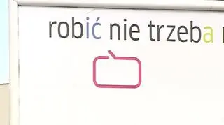 Nowe oferta sieci Plus, skierowana do nastolatków, daje możliwość odpłatnego wysłuchiwania reklam w celu doładowania konta. Czy docelowi klienci uznają ją za atrakcyjną?