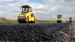 Rozpoczęła się realizacja I edycji Programu rozwoju gminnej i powiatowej infrastruktury drogowej na lata 2016-2019