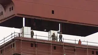 Jest szansa na współpracę gospodarczą z Wenezuelą - nasze stocznie miałyby produkować dla tego kraju sprzęt wojskowy, potrzebny do rozbudowy wenezuelskiej floty. Moglibyśmy również stać się miejscem docelowym dla części transportów ropy, płynącej z tego równikowego kraju.