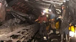 Sąd w Gliwicach orzekł ostatnio, że KW nie miała prawa zabierać emerytom części deputatu