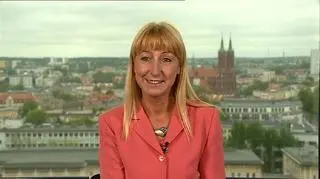 Krajowy Plan Dyscypliny Podatkowej przewiduje, że w tym roku szczególnie kontrolowane będą faktury dokumentujące fikcyjne transakcje. Wśród grup ryzyka Ministerstwo wskazuje między innymi osoby poniżej 25 roku życia, nowych przedsiębiorców oraz firmy zajmujące się, np. handlem samochodami. Rozmowa z Małgorzatą Sokół-Kreczko, Urząd Skarbowy w Białymstoku.