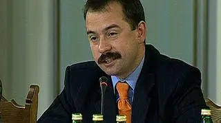 Artur Zawisza może pożegnać się z fotelem przewodniczącego bankowej komisji śledczej 