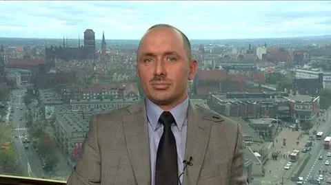 Prawnicy, lekarze, tłumacze czy rzeczoznawcy - od 1 maja muszą mieć kasy fiskalne. Oprócz nich takie urządzenia instalują u siebie wszyscy przedsiębiorcy, którzy rozliczają się na zasadach karty podatkowej, a których roczne obroty są wyższe niż 40 tys. złotych rocznie. W sumie około 150 tys. firm. Rozmowa z Markiem Mozolewskim, ekspertem ds. kas w firmie Pretor 