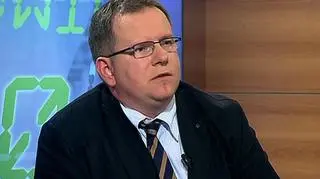 Produkt kupiony w Internecie podobnie jak w sklepie podlega reklamacji. Można to zrobić nawet jeśli nie ma wad. O bezpieczeństwie i przepisach obowiązujących przy e-zakupach rozmawiamy z Piotra Stańczaka z Europejskiego Centrum Konsumenckiego.
