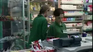 W tym wydaniu magazynu Firma otwieramy kiosk Ruchu, Kolportera lub całkowicie niezależny, czyli badamy możliwe lokalizacje, zbieramy komplet dokumentów, sprawdzamy ile kosztuje pawilon lub budka, badamy jaką marżę możemy uzyskać i skąd wziąć zaopatrzenie.