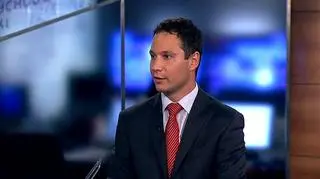 Gdzie sytuacja wygląda najciekawiej? Który segment rynku jest najbardziej atrakcyjny dla inwestorów i inwestycji? Wybraliśmy kilka z tych które obserwował nasz gość - CEDC, Eurocash, LPP, NG2, EMPIK, i Amrest. Prawie każda z tych spółek zajmuje się troszeczkę innym segmentem sprzedaży detalicznej. Gdzie - dziś - perspektywy są najciekawsze, a gdzie sytuacja może się jeszcze pogarszać? Rozmawiamy w programie Rynki dnia z Michałem Potyrą - analitykiem Unicredit CAIB.