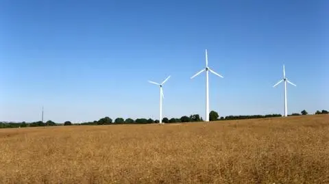 Eon stawia na OZE. Niemiecki koncern rezygnuje z węgla i atomu