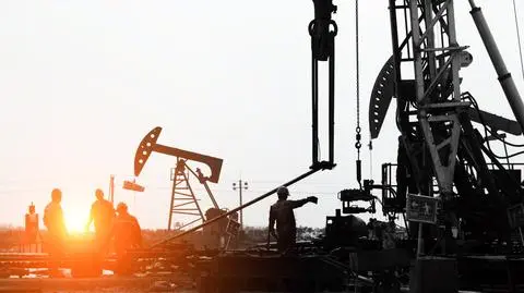 Ceny ropy mocno spadają przez decyzje Chin