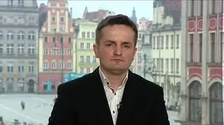 SMS Kredyt - spółka udzielająca mikropożyczek - podnosi prognozy finansowe i rozszerza działalność o współpracę z Inpostem. O szczegóły Rafał Hirsch pytał Michała Staniocha, członka zarządu SMS Kredyt.