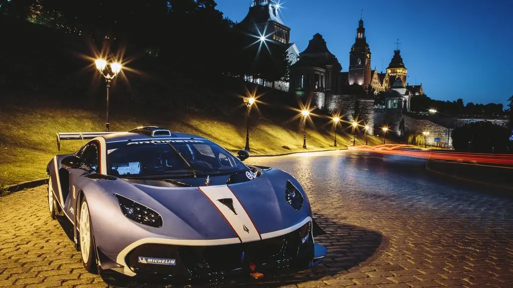 Arrinera Husarya GT