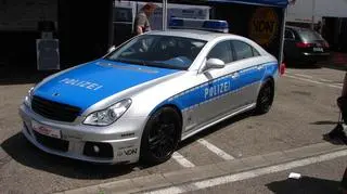 Brabus Rocket CLS V12 to radiowóz z momentem obrotowym TIR-a.jpg