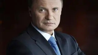 Leszek Czarnecki pierwsze pieniądze zarobił na studiach wykonując prace budowlane i remontowe