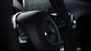 Mercedes AMG GT R - 1
