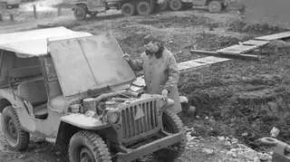 Oryginalne jeepy weszły do produkcji w 1941 jako konstrukcje zbudowane dla wojska