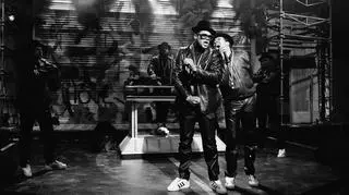 Raperzy z RUN DMC z butach Adidas Superstar