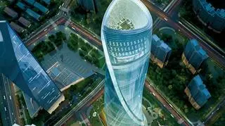 Shanghai Tower ma 128 pięter nad ziemią i pięć pod poziomem gruntu
