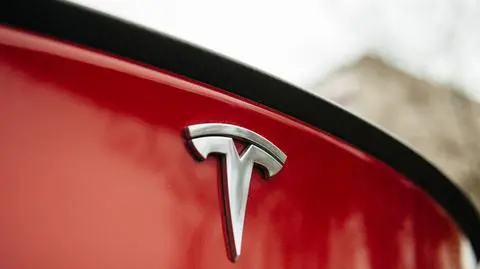 Tesla wycofuje auta. Chodzi o prawie 240 tysięcy pojazdów
