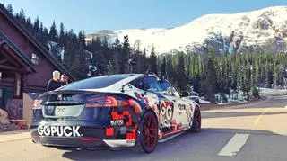 Tesla Model S na Pikes Peak