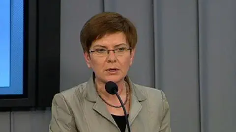 14.04 | PiS ponagla rząd do walki z inflacją, po opublikowaniu danych o jej mocnym wzroście w marcu. Podkreślają, że jest dokładnie tak, jak mówił ich szef Jarosław Kaczyński. Aby ograniczyć wzrost cen partia złożyła projekt nowelizacji do ustawy o VAT, w którym chce wykreślenia zapisu o możliwości podnoszenia tego podatku, bez debaty w Sejmie.  (TVN24)