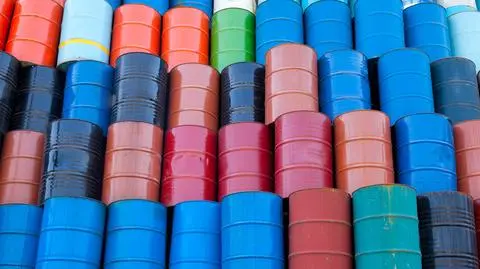 Ropa naftowa znów tańsza