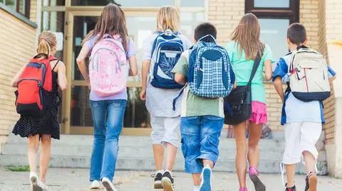 Badanie: budżet polskiej rodziny na szkolne potrzeby dziecka