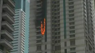 Ogień zajął 15 pięter budynku Sulafa Tower