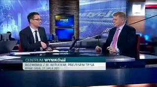 Telekomunikacja Polska powyżej oczekiwań. W II kwartale tego roku TP SA zarobiła netto 995 milionów złotych przebijając oczekiwania analityków o prawie 1/5. Połowę zysku ze sprzedaży Emitela spółka chce przeznaczyć na skup własnych akcji. Gościem Rynków Dnia był prezes Telekomunikacji Polskiej Maciej Witucki