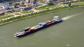 Niemcy wożą rzekami około 16 proc. towarów