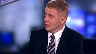 Nowa wersja Karty Równoważności, która ma zastąpić podział funkcjonalny TP SA, powstanie bez udziału operatorów alternatywnych. Prezes Telekomunikacji Polskiej apeluje do operatorów alternatywnych i UKE o wspólne prace nad Kartą Równoważności. Operatorzy na czele z Netią nie zbyt chętni. O spornym podziel TP SA, dywidendzie i ewentualnym buy-backu rozmawialiśmy z Maciejem Wituckim, prezesem spółki.