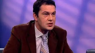 Nie będzie dziury budżetowej w Narodowym Funduszu Zdrowia w tym roku - uspokajał w TVN CNBC Biznes wiceminister zdrowia Jakub Szulc. Innego zdania jest prezes NFZ, który kilka dni temu zaapelował do rządu o zwiększenie składki zdrowotnej, by wspomóc finanse Funduszu Zdrowia. Ministerstwo Zdrowia zakłada, że sytuacja gospodarki poprawi się w najbliższych miesiącach, dzięki czemu NFZ będzie miał więcej pieniędzy. Wiceminister Szulc był gościem programu "Pieniądze od rana".