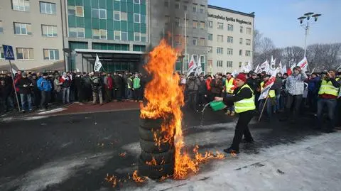 Znowu gorąco przed siedzibą JSW