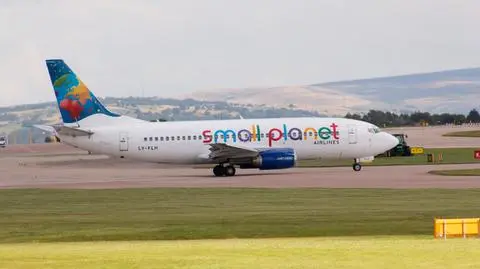 Small Planet Airlines. Opóźnienia w lotach