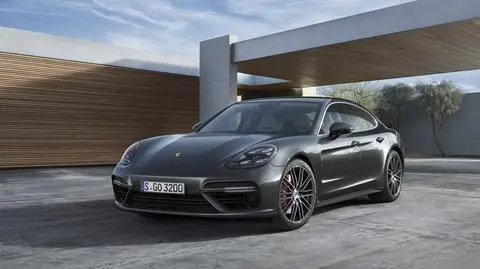 Nowe Porsche Panamera 2017