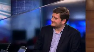 S&P ostrzega kraje strefy Euro przed obniżką ratingu. Agencja Reutera powołując się na źródła w Brukseli wcześniej podała że S&P straszy obniżką kraje o najwyższym ratingu w Eurolandzie. Więcej o tym w rozmowie z Ignacym Morawskim, ekonomistą Polskiego Banku Przedsiębiorczości