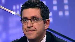 Jak finanse publiczne zostały przygotowane, że w miarę spokojnie przeszły przez kryzys, jak rząd postępował w obliczu kryzysu, ze mamy dodatni wzrost gospodarczy? Te pytania warto sobie postawić zwłaszcza teraz, kiedy mija dwa lata od początku objęcia urzędu przez premiera Donalda Tuska. Na ten temat Robert Stankiewicz rozmawiał z Jackiem Wiśniewskim głównym ekonomistą Raiffeisen Bank Polska