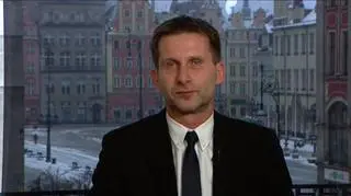 Work Service wznawia pierwotną ofertę akcji – spółka widzi ożywienie na rynku w stosunku do końca 2011 roku, co zdaniem prezesa może przełożyć się na wyższą aktywność kupujących i na cenę akcji. Work Service chce pozyskać z emisji 113,5 mln zł, zapisy będą przyjmowane od 8 marca. 
Gościem programu Dzień Na Rynkach był Tomasz Hanczarek, prezes Work Service.