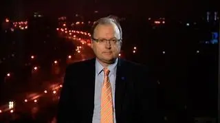 Diabetycy i diabetolodzy pełni niepokoju. Obawiają się, że wbrew zapewnieniom ministerstwa zdrowia, po wejściu w życie ustawy refundacyjnej pacjenci nie zapłacą za insulinę mniej niż obecnie. Alarmują również, że koszt chorowania na cukrzycę gwałtownie skoczy dla bardzo wielu osób. Raz za prawą zmian w refundacji pasków do badania poziomu cukru we krwi, dwa za sprawą podniesienia cen insuliny do leczenia cukrzycy typu pierwszego. Gościem programu 90 Minut był prof. Leszek Czupryniak, prezes Polskiego Towarzystwa Diabetologicznego.