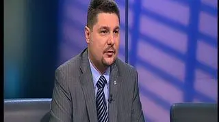 Przez dziesięciolecia gromadziliśmy środki na książeczkach mieszkaniowych, teraz możemy je wykorzystać. W zamian za nie otrzymamy od banku premię: od kilku do kilkunastu tysięcy złotych. Oczywiście nic nie ma za darmo i pewne warunki musimy spełnić. O tym jakie to warunki rozmawialiśmy z Arturem Smolarczykiem kierownikiem zespołu w Departamencie Wierzytelności i Depozytów Mieszkaniowych PKO BP SA .