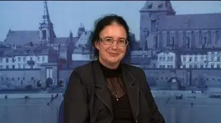 Umorzenie połowy greckiego długu prawdopodobnie nie uruchomi wypłat ubezpieczeń papierów skarbowych - czyli CDS-ów. Tak powiedział agencji Reutera prawnik Stowarzyszenia Swapów i Instrumentów Pochodnych, czyli ISDA. Czy posiadacze greckich obligacji mogą liczyć na jakiekolwiek odszkodowanie? Rozmowa z profesor Danutą Dziawgo, z Wydziału Nauk Ekonomicznych Uniwersytetu Mikołaja Kopernika.