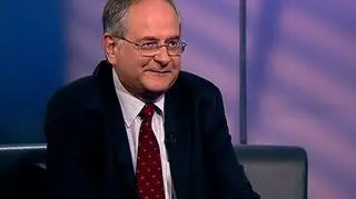 Deficyt sektora finansów publicznych w roku 2008 wyniósł 3,9 procent PKB. O tym czym tak naprawdę jest deficyt finansów publicznych i jakie zagrożenia wiążą się z przekroczeniem poziomu 3 % PKB rozmawiał Robert Stankiewicz W programie "Pieniądze od Rana" z Andrzejem Raczko, głównym ekonomista Komisji Nadzoru Finansowego, byłym minister finansów.