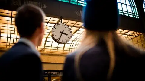 Zmiana czasu w Polsce będzie dotyczyła 18 pociągów PKP Intercity