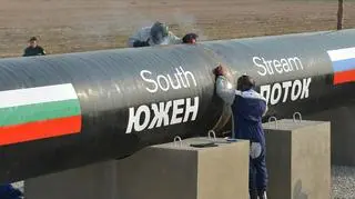 ający liczyć 3,6 tys. km South Stream miał zapewnić dostawy do 63 mld m sześc. gazu rocznie z Rosji do Europy Środkowej i Południowej z ominięciem Ukrainy