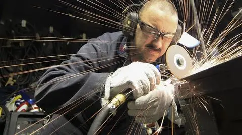 Wskaźnik PMI najwyższy od ośmiu miesięcy