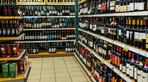 Zakaz sprzedaży alkoholu w polskich miastach
