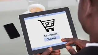 Jedynie 15 proc. obywateli UE dokonuje zakupów internetowych w innym państwie wspólnoty