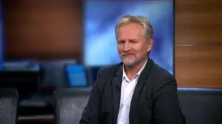 Handel w lepszej formie niż prognozował rynek. Sprzedaż detaliczna urosła w styczniu o 14,3% w skali roku. To o punkt procentowy lepiej niż oczekiwali ekonomiści ankietowani przez Reutersa i o półtora punktu więcej niż wynikało z ankiety TVN CNBC. Dobry wynik, to jednak głównie efekt niskiej bazy. Rok temu, w styczniu Polacy wstrzymywali się z zakupami, z powodu podwyżki VAT-u. W Godzinie dla Pieniędzy przyjrzymy się sprzedaży detalicznej ale widzianej od strony sprzedających a nie konsumentów... Gościem Roberta Stankiewicza był Wojciech Morawski, prezes spółki Atlantic.