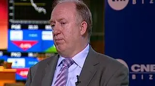 KGHM pozytywnie zaskoczył - jednostkowy zysk netto w II kwartale wyniósł 1,5 mld zł, analitycy oczekiwali 1,13 mld zł. W całym I półroczu spółka wypracowała 77% planowanego na ten rok zysku, pracuje już nad podniesieniem prognozy wyników. Z prezesem KGHM Herbertem Wirthem rozmawiał Błażej Karwowski.